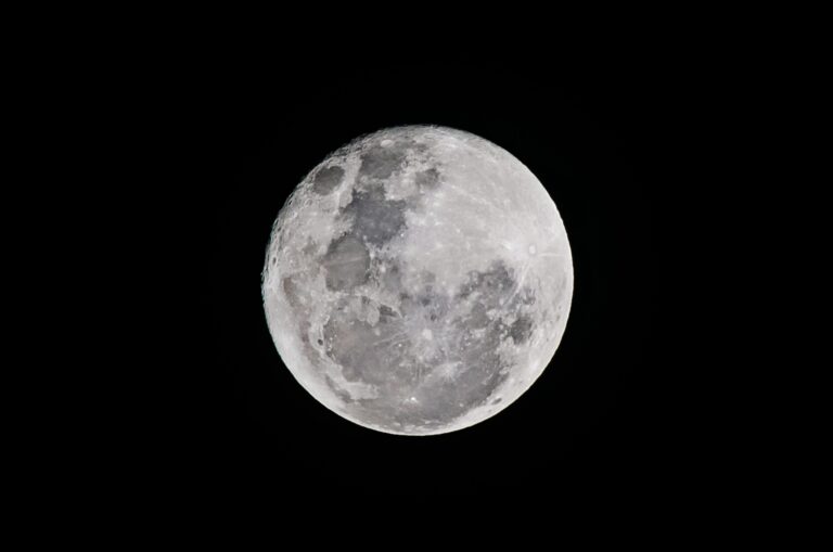 5+ Things Artemis II Found On The Far Side Of The Moon - Featured image