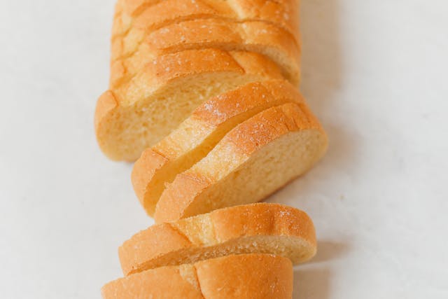 sliced white bread