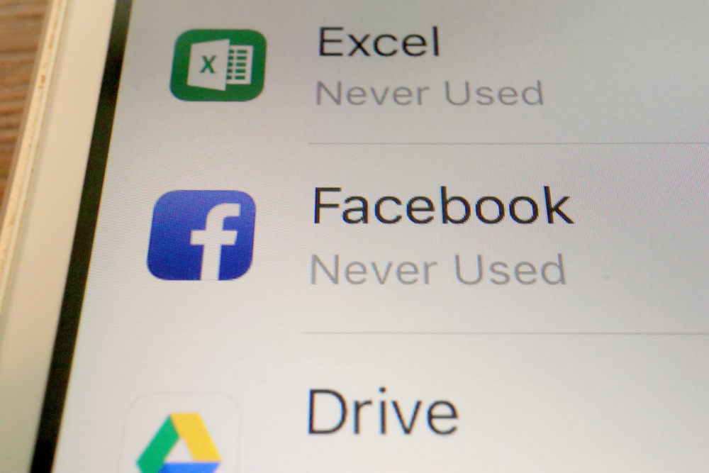 TOKYO, JAPAN. 2018 Oct 24th. Close up the Smarphone Display that iPhone's Apps Storage Management Menu.