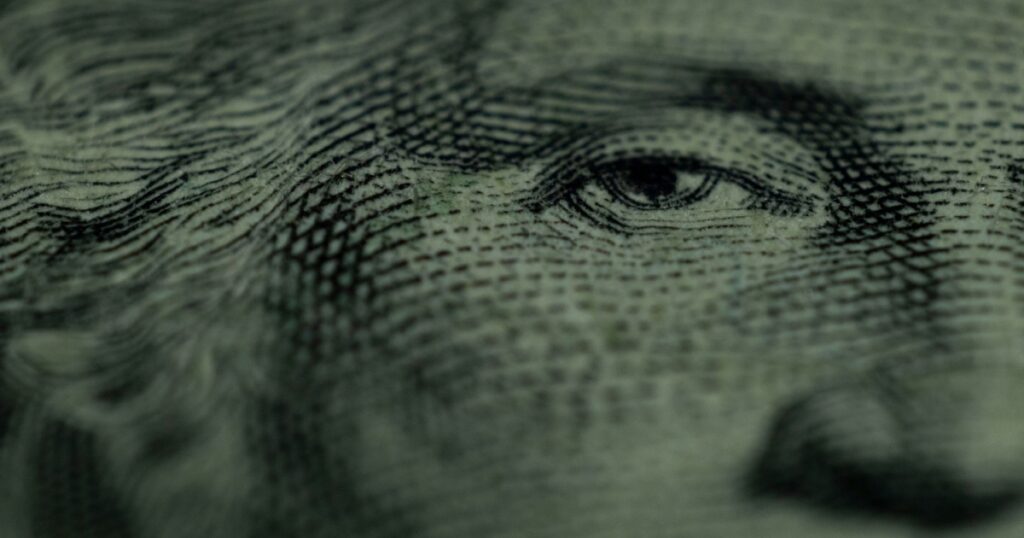 The “Buy, Borrow, Die” Strategy: How the Wealthy Legally Avoid Taxes - Featured image