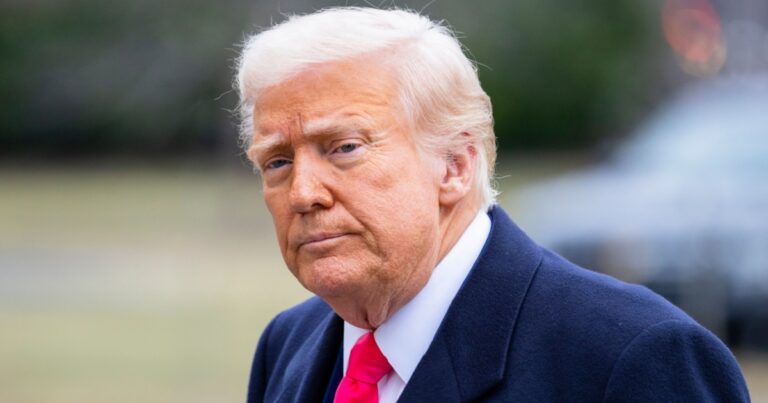 $60K Donor Breaks With Trump: ‘He Betrayed Us and Everything He Stood For’ - Featured image