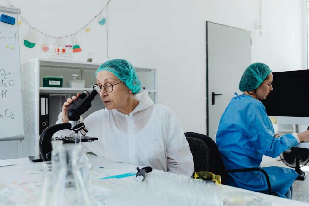 Does Endometriosis Raise Your Risk of Cancer? Here’s What the Research Shows - Featured image