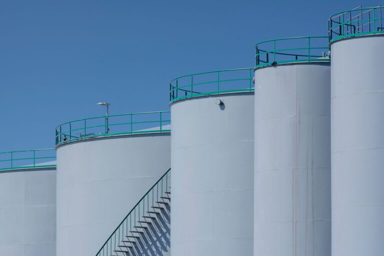 State Evacuates 40,000 as Chemical Tank Faces Explosion Risk - Featured image