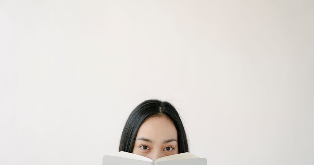 3 “Antisocial” Habits That Are Actually Signs of High Intelligence - Featured image