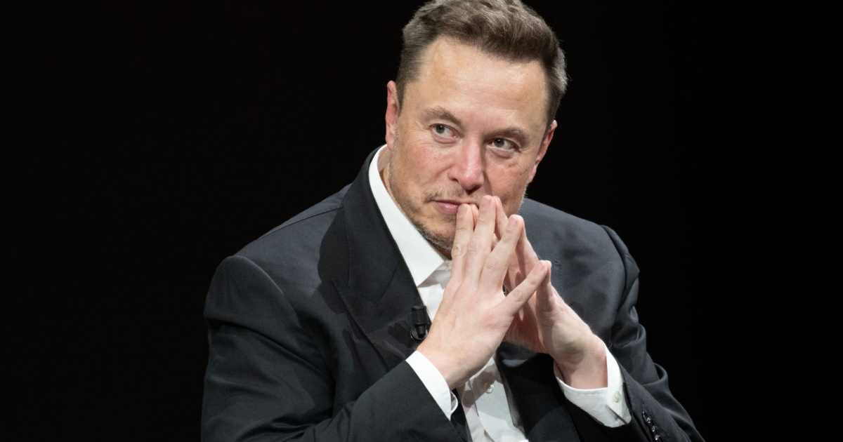 World’s First Trillionaire Elon Musk Warns America Is Headed for Bankruptcy