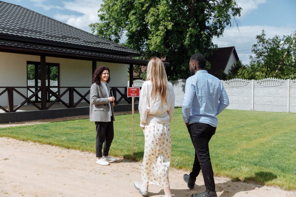 Mortgage Rates Hit 6.52% — Should You Buy Now or Keep Waiting? - Featured image