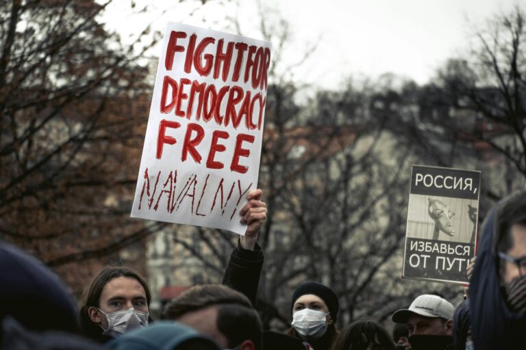 Most Americans Now Support Removing Trump — Here’s What That Actually Takes - Featured image