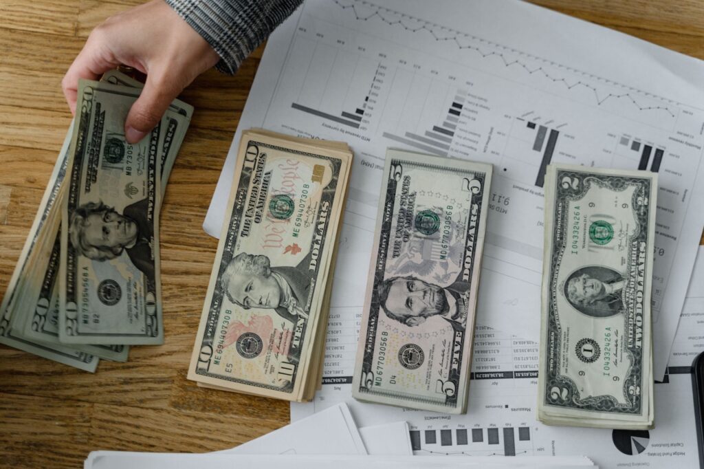 Warren Buffett Is Sitting On $397B in Cash — Here’s What He’s Actually Afraid Of - Featured image