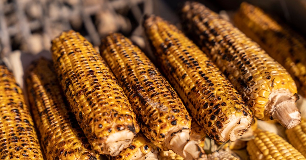 Perfectly grilled corn on the cob with a golden brown finish, showcasing delicious summer flavors.