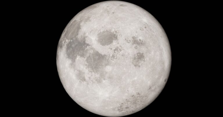 China Just Photographed Earth’s Mysterious ‘Second Moon’ for the Very First Time - Featured image