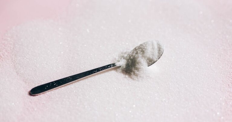 Popular Sugar Substitutes May Age Your Brain Faster, Scientists Say - Featured image
