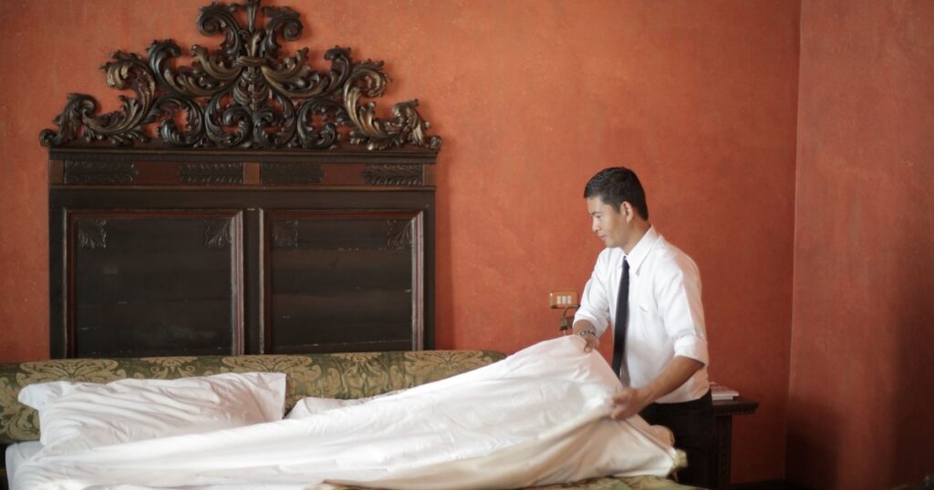 Should You Strip the Bed Before Checking Out? A Viral Debate Has Answers - Featured image