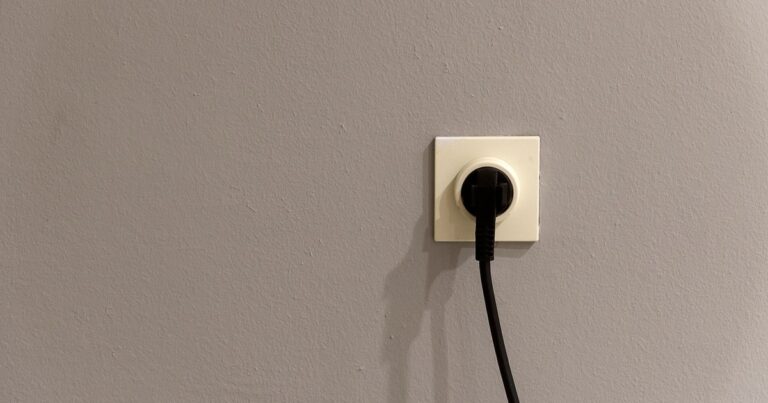 12 Appliances You Should Be Unplugging to Save on Your Energy Bill - Featured image