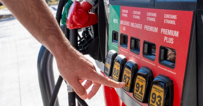 Trump Pushes for Lower Gas Prices Before July 4 Holiday - Featured image