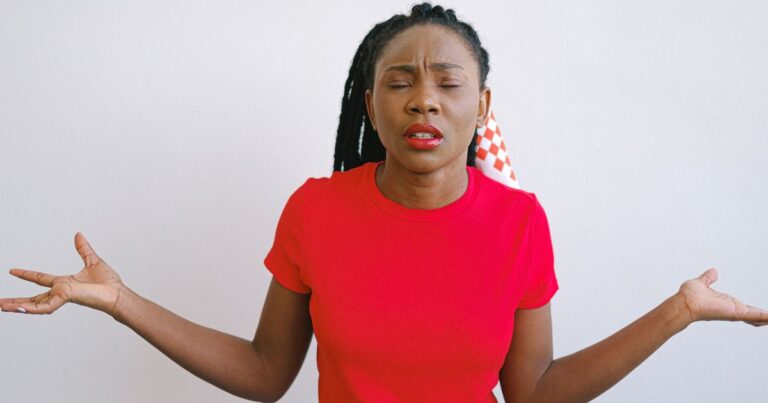 10 Signs From The Universe That You’re On The Wrong Path In Life - Featured image