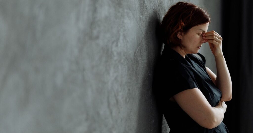 New Review Finds Strong Link Between Cannabis Use Disorder and Major Depression - Featured image